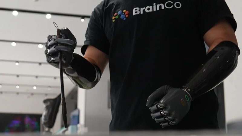 成都APP研发外包，如何选择性价比之选？**
